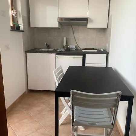 A Alojamento de Acomodação e Pequeno-almoço 3*